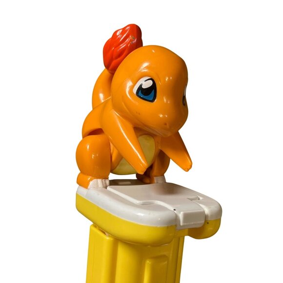 Bandai Charmander Candy Dispenser Yellow Orange Collectible Pokemon Figure 1998 - Picture 5 of 13